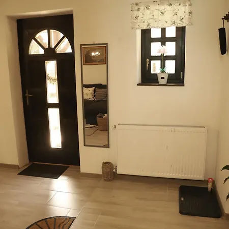 Guest house Alomvoelgy Piheno