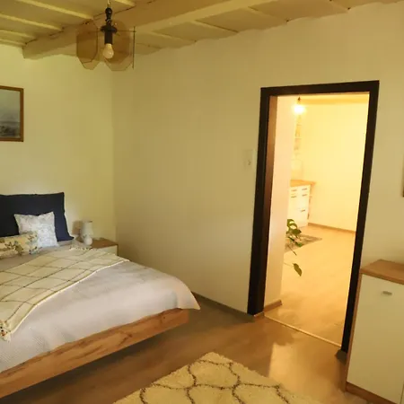 Konukevi Alomvoelgy Piheno