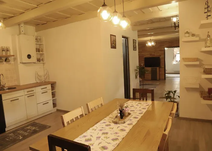 Alomvoelgy Piheno Гостевой дом 3*